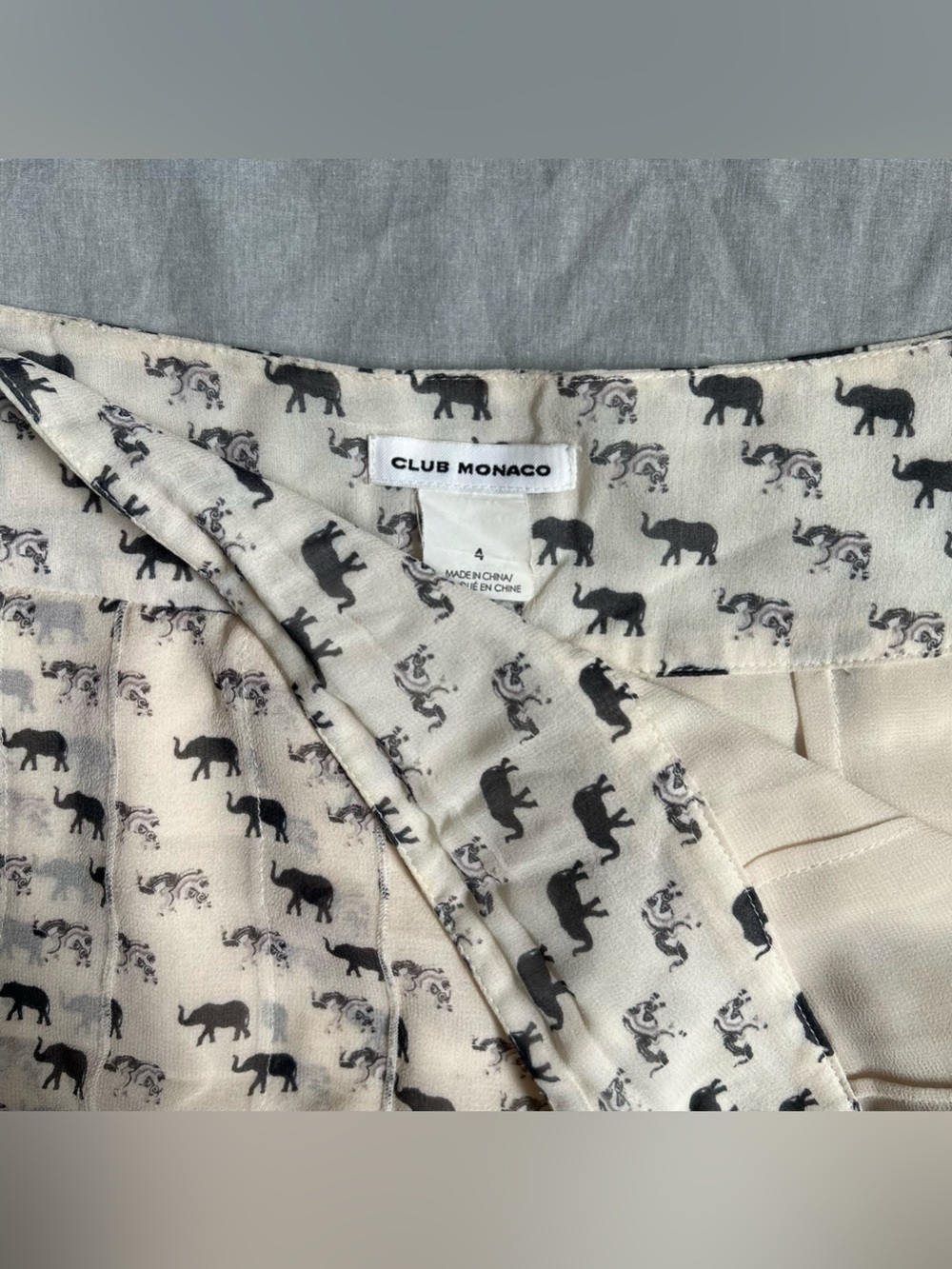 Club Monaco Silk Cream Elephant Mini Skirt - Picture 6 of 9